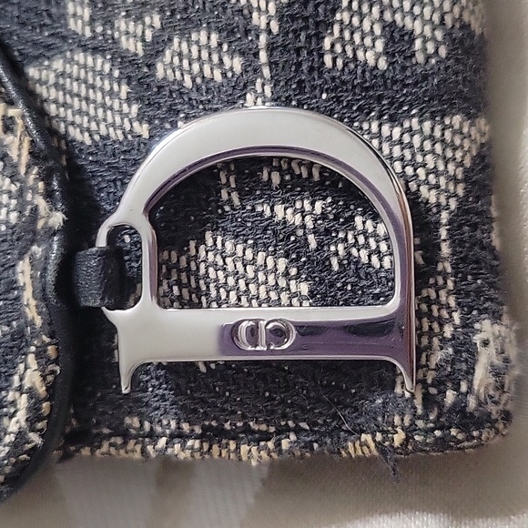 Christian Dior Compact Saddle Wallet - Picture 7 of 11